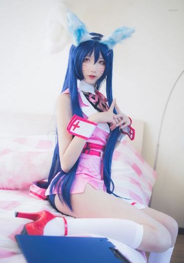 魔女电车在线观看