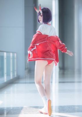 印尼74岁老太被蟒蛇吞下身亡