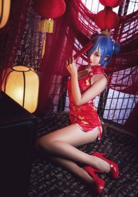 女仆色